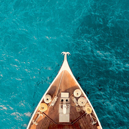 luxury yacht charter jobs